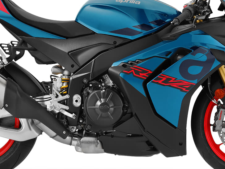 Aprilia RSV4 Factory 1100 photo 4