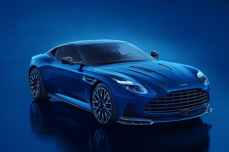 Aston Martin DB12 S Coupe photo