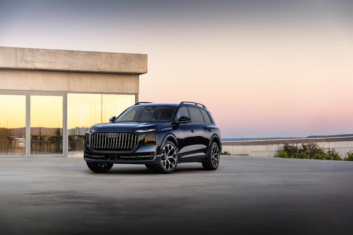 Audi Q9 photo