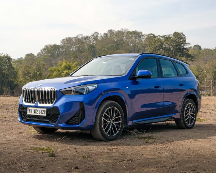 BMW X1 photo