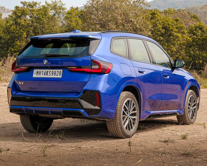 BMW X1 photo