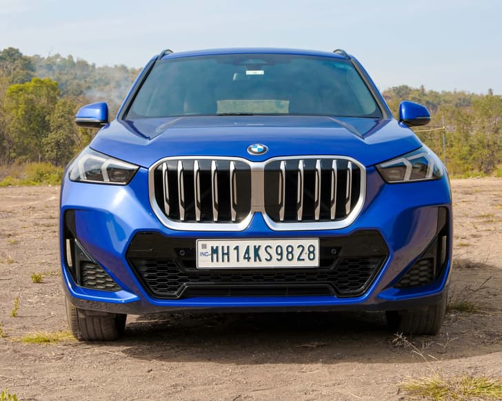 BMW X1 photo