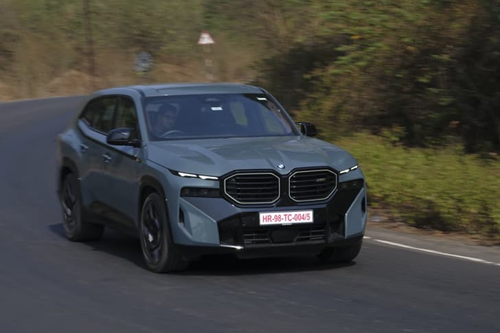 BMW XM photo 5