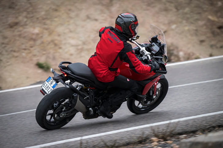 Ducati Multistrada V2 photo