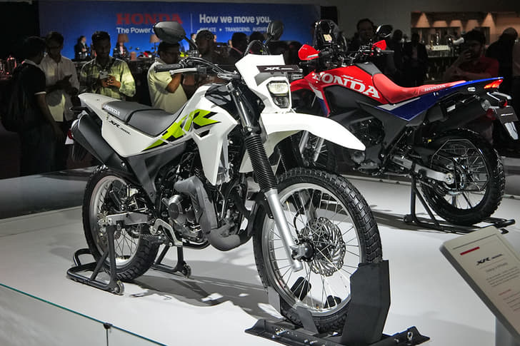 Honda XR300L photo