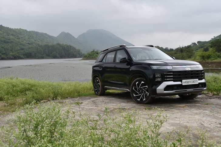 Hyundai Alcazar photo 2