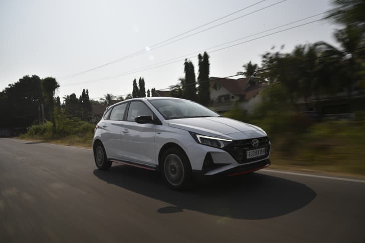 Hyundai i20 photo 3