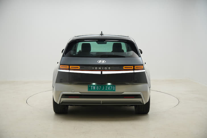 Hyundai Ioniq 5 photo