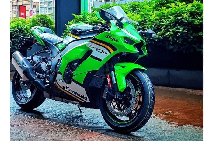 Kawasaki Ninja ZX-10R photo