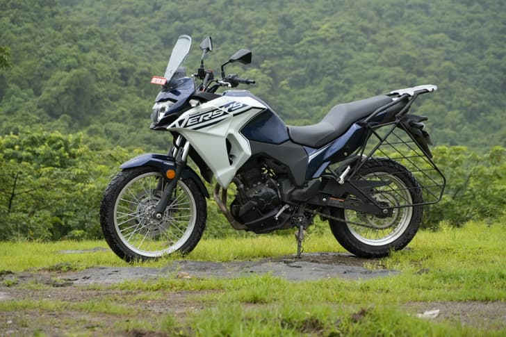 Kawasaki Versys-X 300 photo