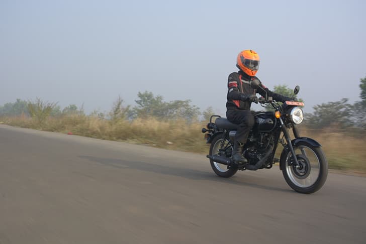 Kawasaki W175 photo