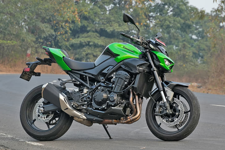 Kawasaki Z900 photo