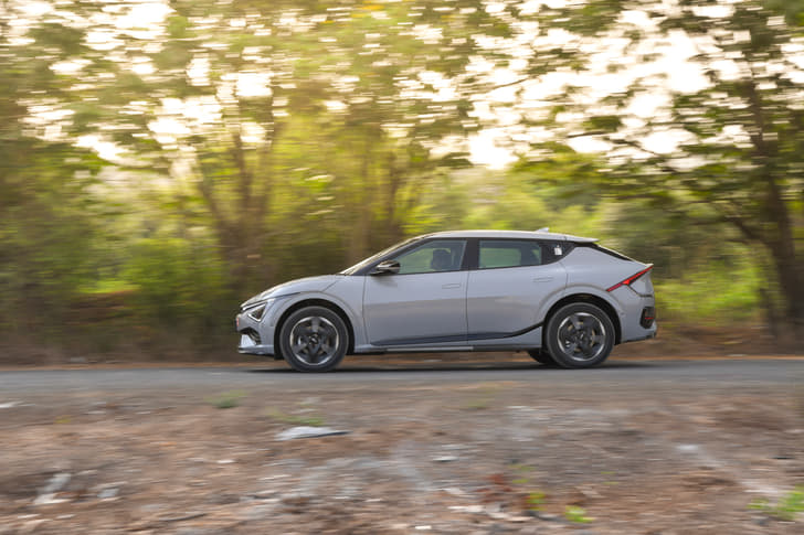 Kia EV6 photo 5