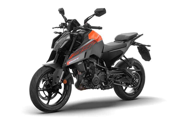 KTM 390 Duke photo