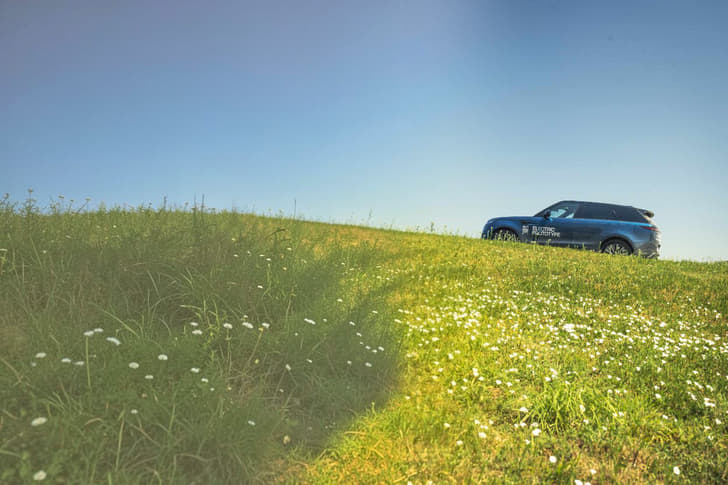 Land Rover Range Rover Sport Electric photo