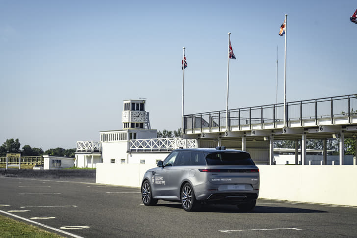 Land Rover Range Rover Sport Electric photo
