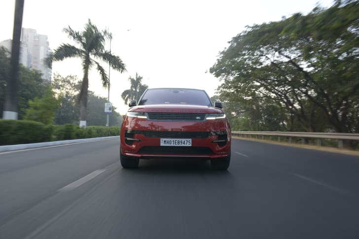 Land Rover Range Rover Sport photo 2