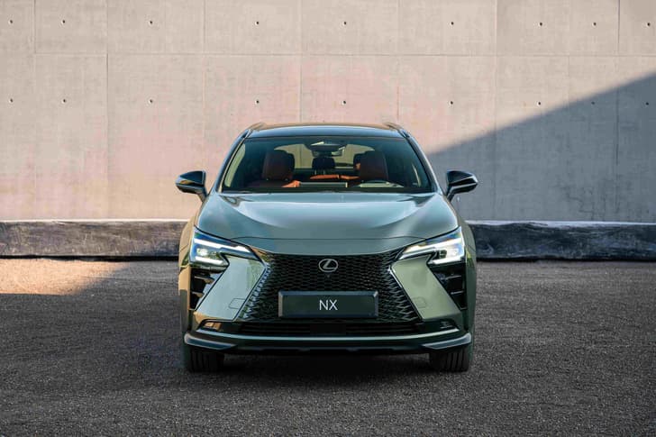 Lexus NX facelift photo 3