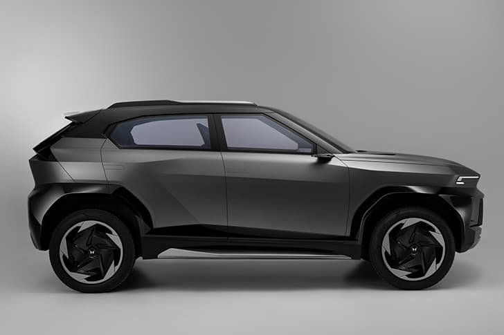 Mahindra Vision X photo