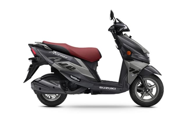 Suzuki Avenis photo