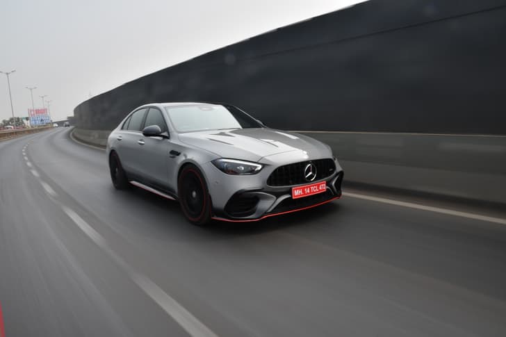 Mercedes-Benz C-Class photo 2