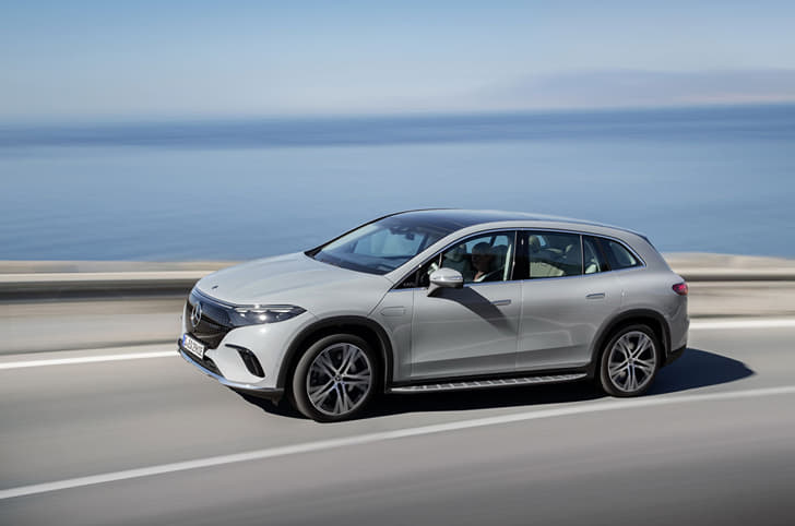 Mercedes-Benz EQS SUV photo 3