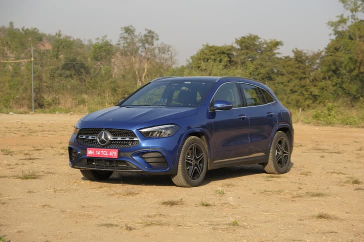 Mercedes-Benz GLA photo