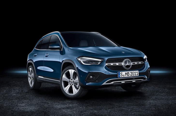 Mercedes-Benz GLA photo