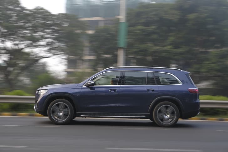Mercedes-Benz GLS photo