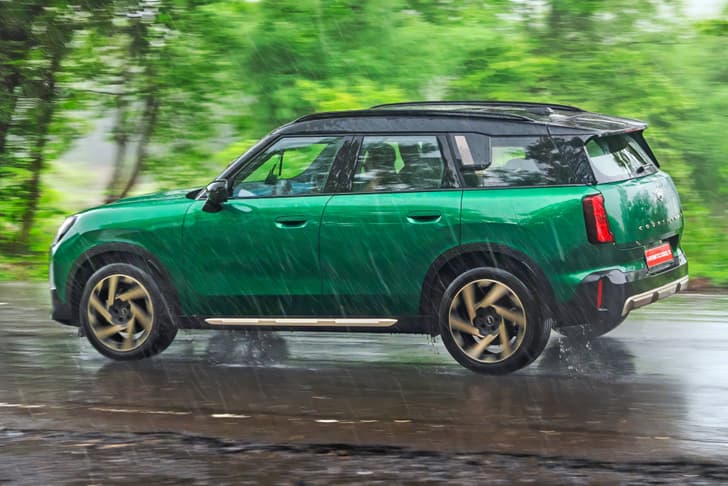 Mini Countryman photo