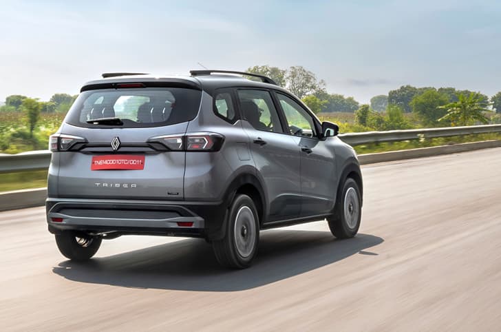 Renault Triber photo