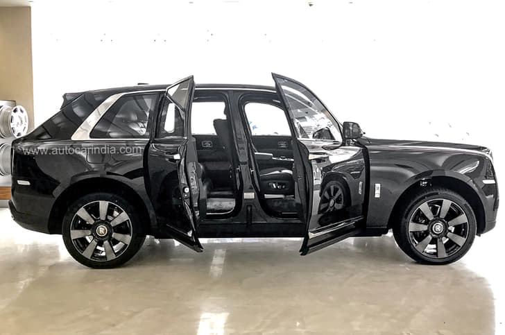 Rolls-Royce Cullinan photo