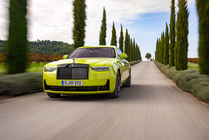 Rolls-Royce Ghost image 2