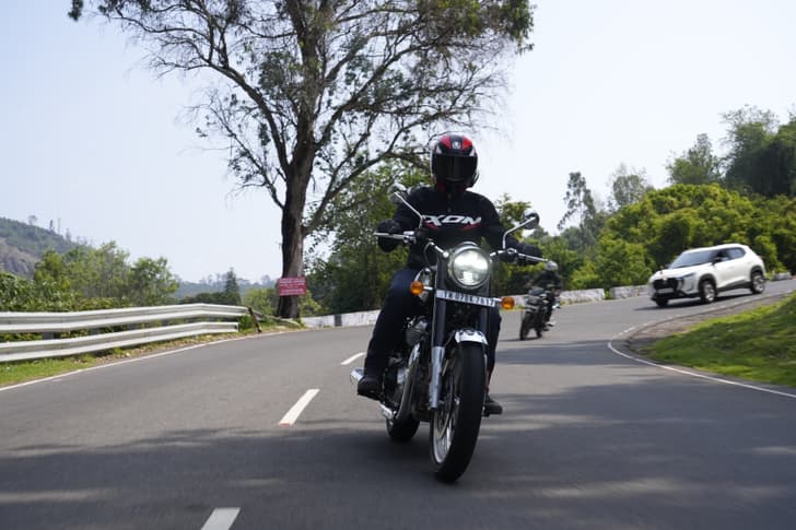 Royal Enfield Classic 650 photo