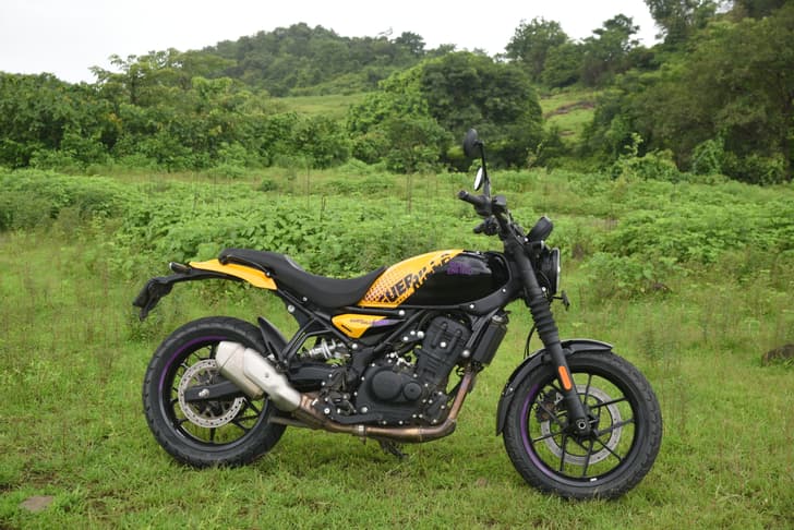 Royal Enfield Guerrilla 450 photo