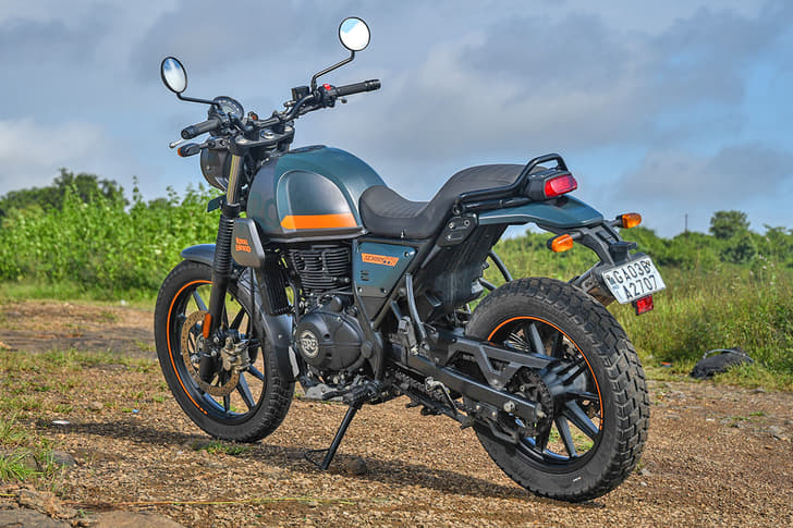 Royal Enfield Scram 440 photo