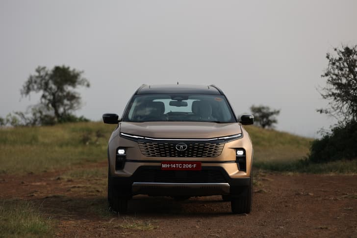 TATA Safari photo 5
