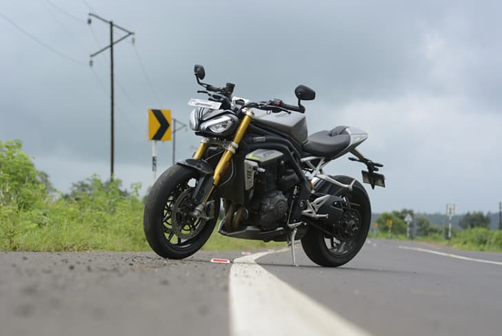 Triumph Speed Triple 1200 RS photo