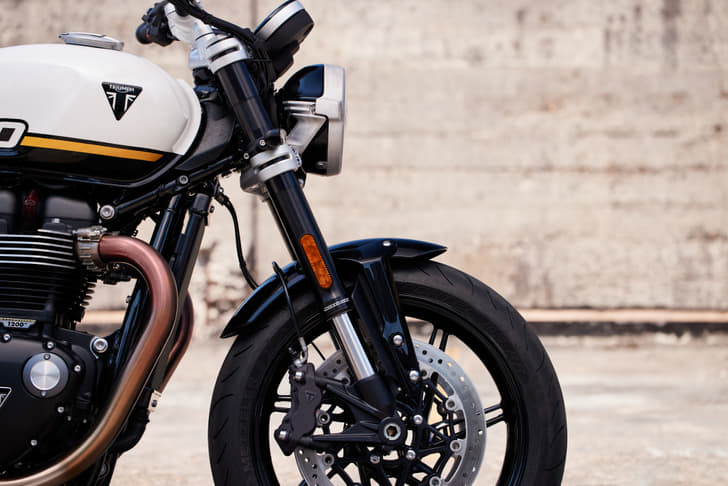 Triumph Speed Twin 1200 photo