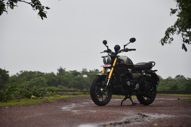 TVS Ronin photo 2