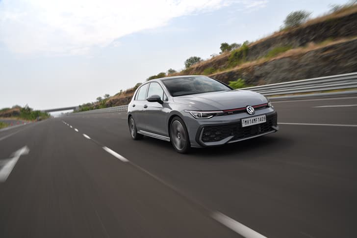 Volkswagen Golf photo 2