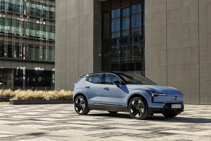Volvo EX30 photo