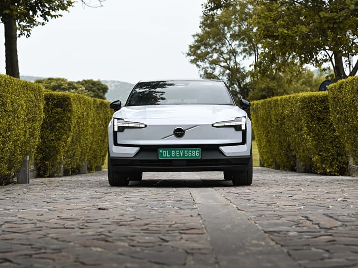Volvo EX30 photo