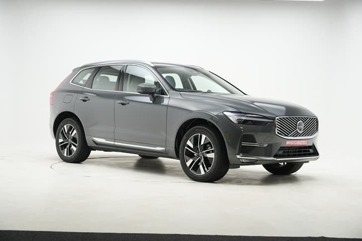 Volvo XC60 photo 2