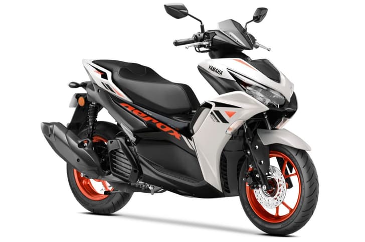 Yamaha Aerox 155 photo