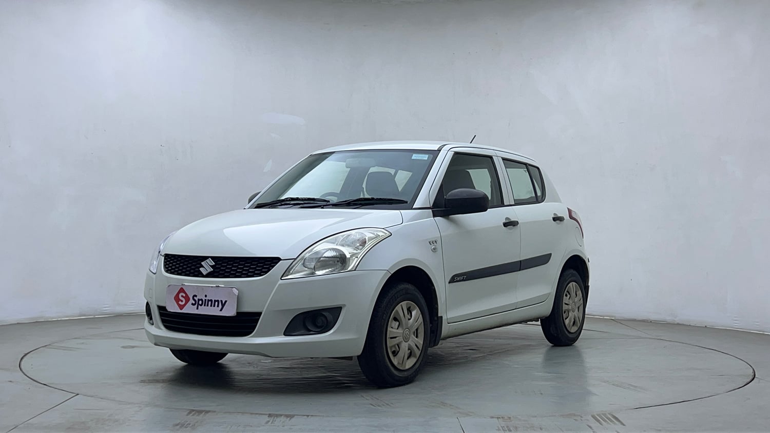 2013 Maruti Suzuki Swift LXi