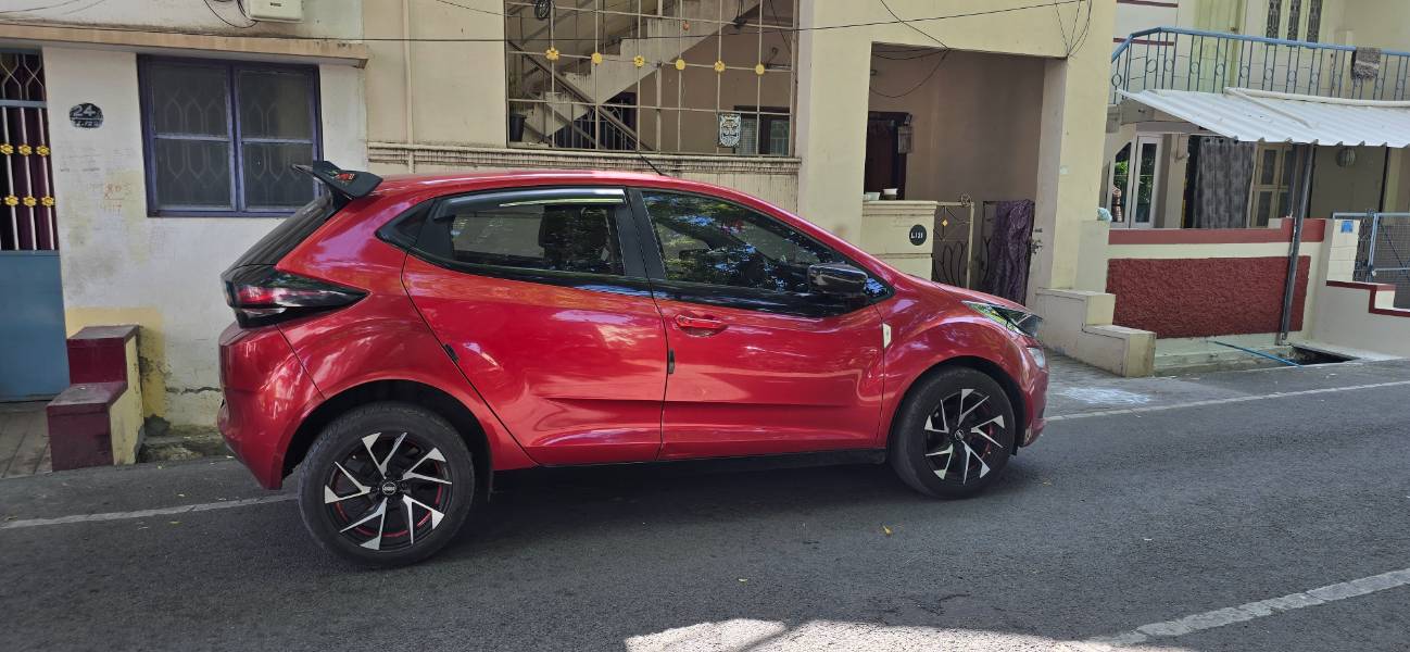 2021 Tata Altroz XT