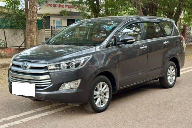 2017 Toyota Innova Crysta 2.4 VX MT 8S BSIV