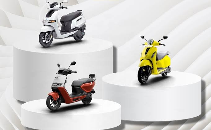 Domestic scooter dispatches scale record heights in H1 FY2027