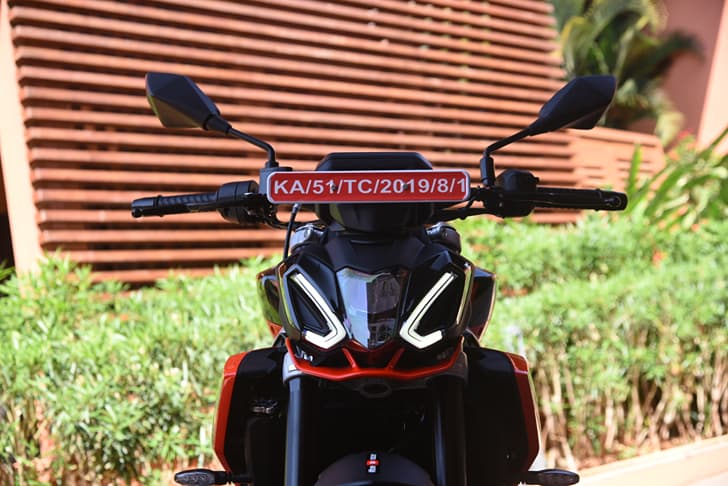 Aprilia Tuono 457 Special Edition photo